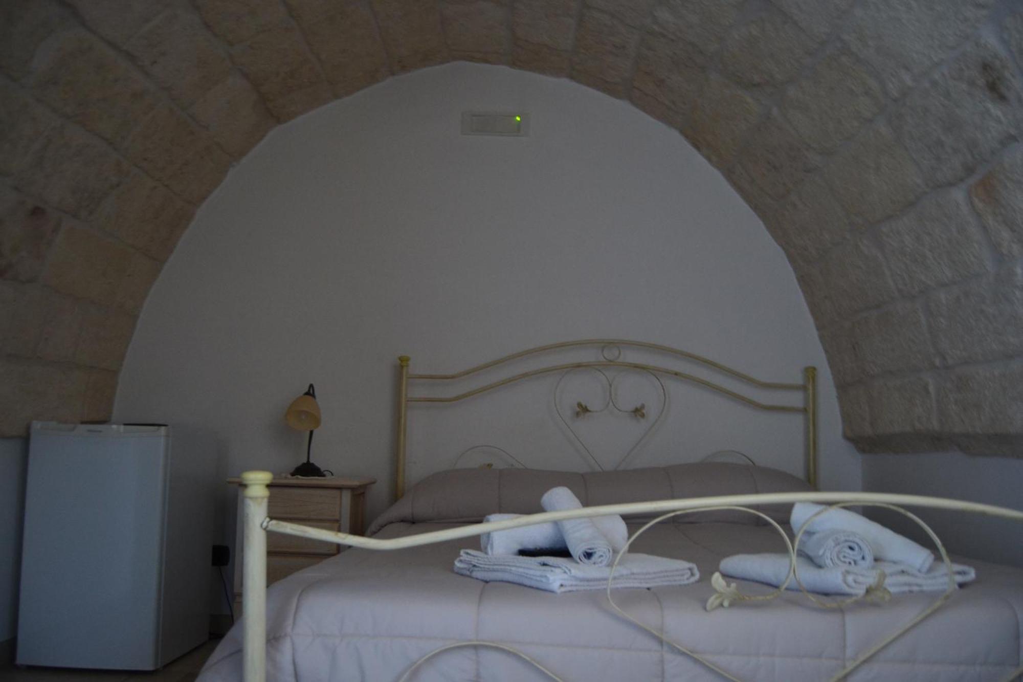 Al Borgo Antico Ristorante E B&B Crispiano Eksteriør bilde